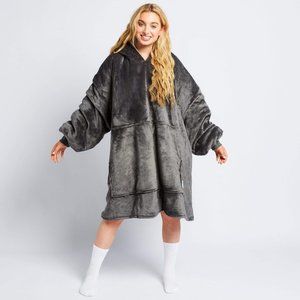 Wearable Blanket I Oversized Hoodie